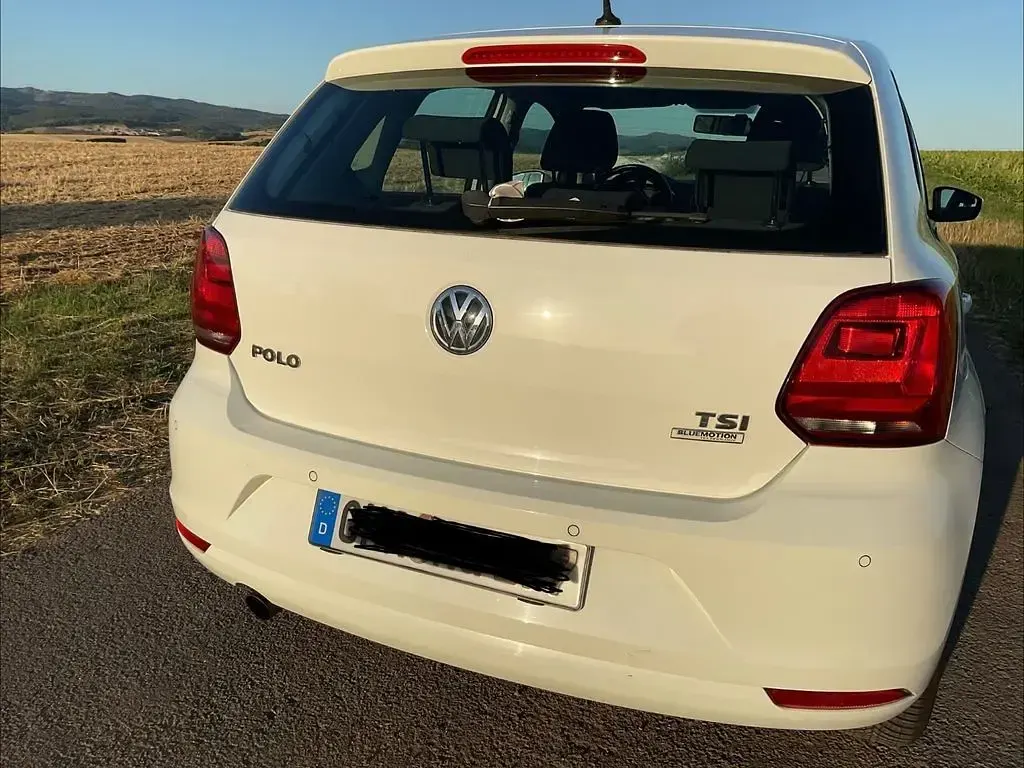 Gebraucht VW Polo Comfortline 90 PS (66 kW) 2016 Weiß Limousine