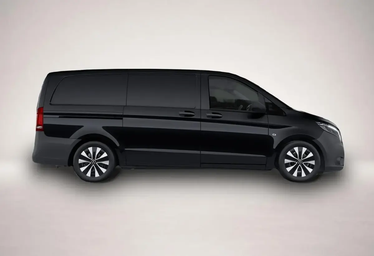Gebraucht Mercedes Vito 190 PS (139 kW) 2024 Manufacturer Van