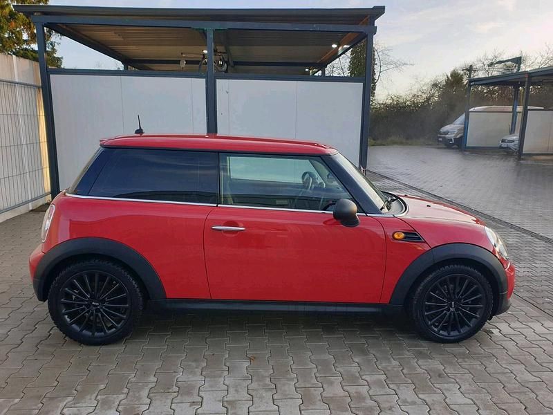 Second-hand Mini ONE 116 CP (85 kW) 2011 Roșu Hatchback
