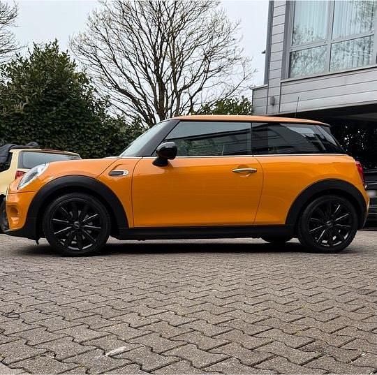 Second-hand Mini ONE 102 CP (75 kW) 2014 Portocaliu Hatchback