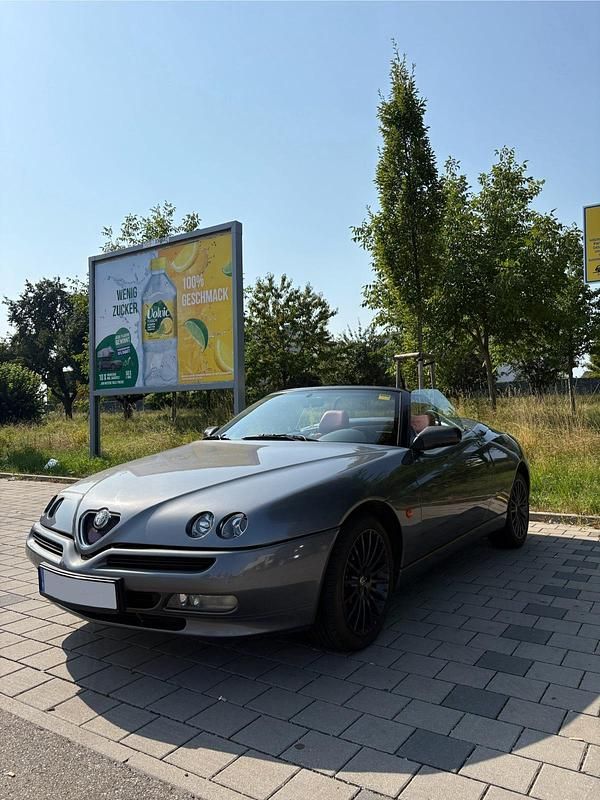 Gebraucht Alfa Romeo Spider Lusso 155 PS (114 kW) 1999 Andere farben Cabrio