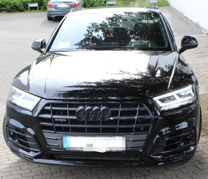 Schwarz Gebraucht 2018 Audi Q5 S-Line SUV | 30.000 € (Etwas zu teuer) - Bild 1/4