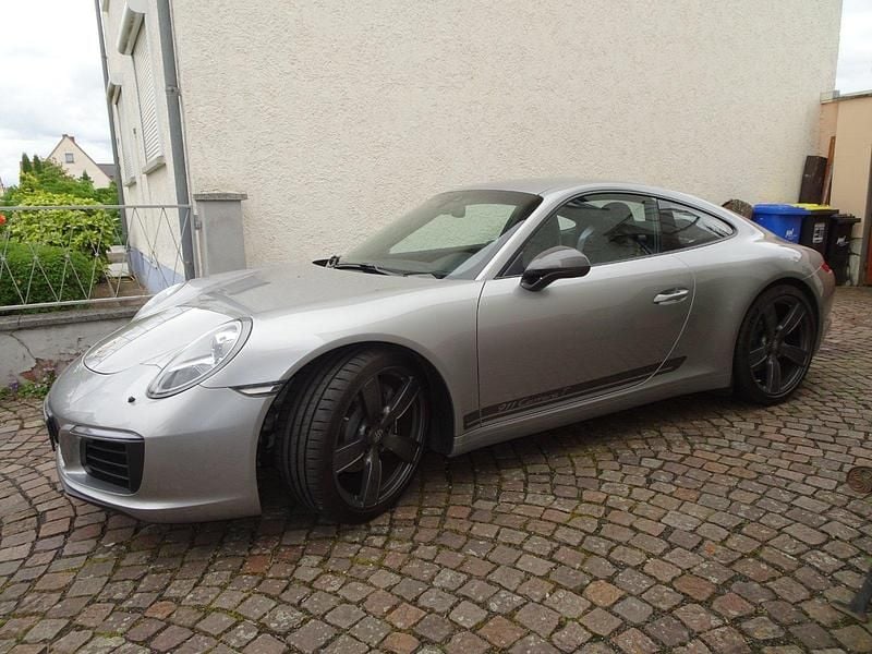 Silber Gebraucht 2018 Porsche 911 Carrera T Coupé | 98.400 € (Fairer Preis) - Bild 1/4