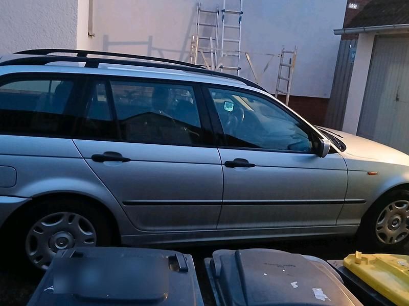 Gebraucht BMW 316 116 PS (85 kW) 2004 Silber Kombi