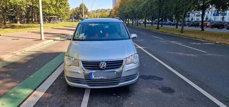 Silber Gebraucht 2008 VW Touran Van / Kleinbus | 5.200 € (Fairer Preis) - Bild 1/4