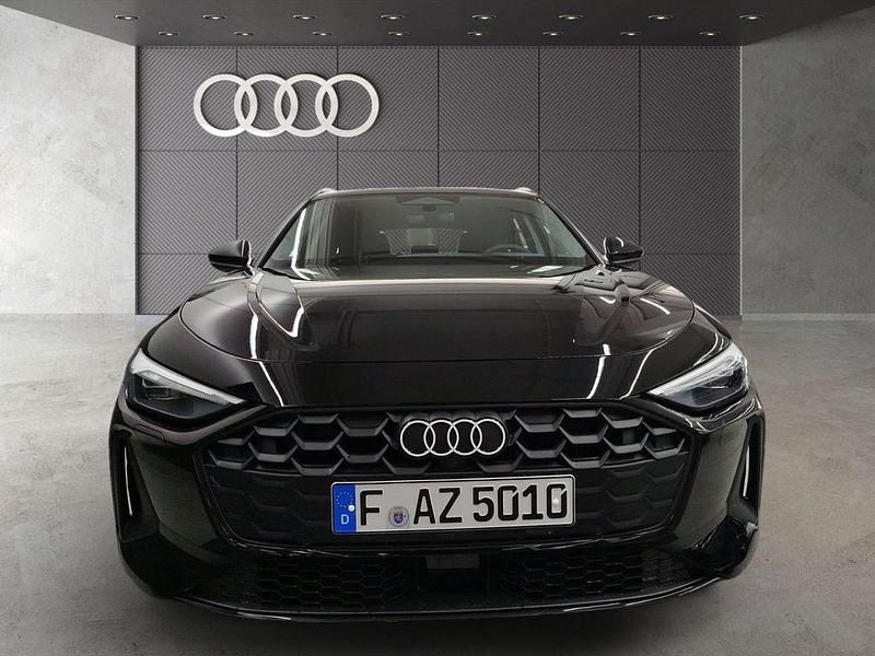 Gebraucht Audi A5 Sport 204 PS (150 kW) 2026 Schwarz Kombi