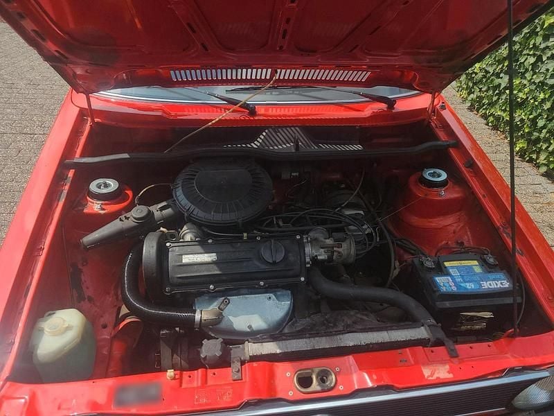 Gebraucht VW Golf I 50 PS (36 kW) 1982 Rot Kleinwagen