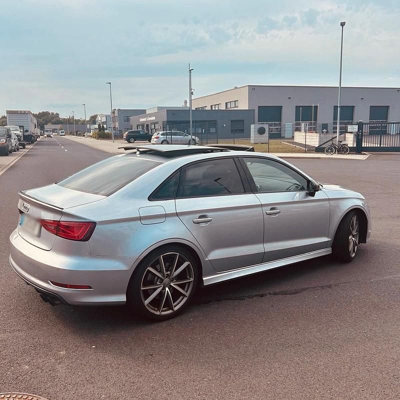 Gebraucht Audi S3 Basis 300 PS (220 kW) 2016 Silber Limousine