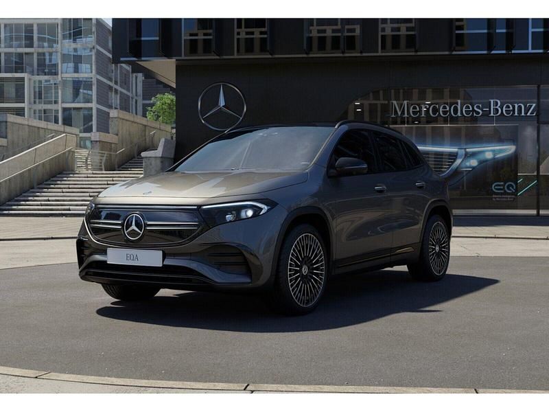 Grau metalliclack mountaingra Gebraucht 2023 Mercedes EQA250+ AMG SUV | 39.880 € (Etwas zu teuer) - Bild 1/4