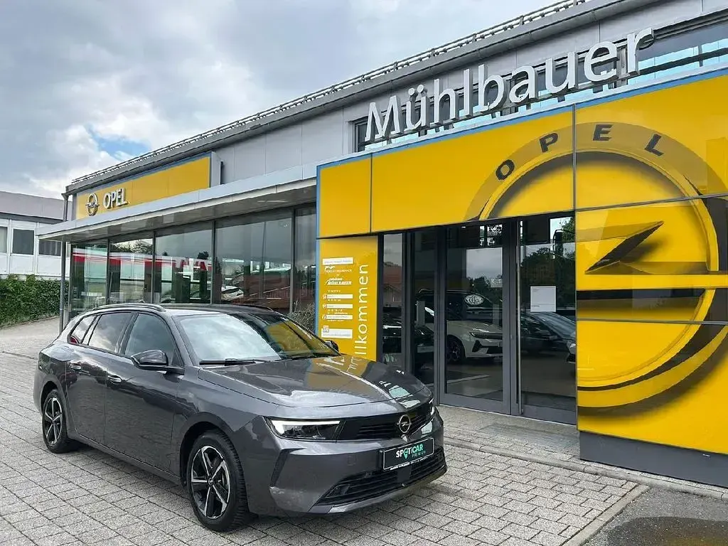 Gebraucht Opel Astra Edition 110 PS (80 kW) 2025 Grau Kleinwagen