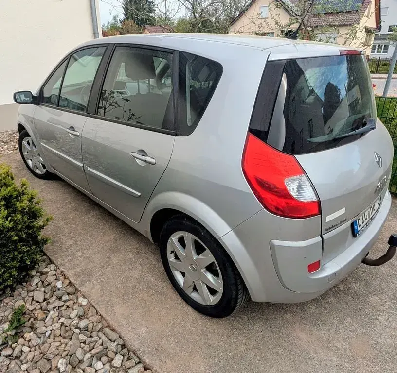 Gebraucht Renault Scénic II Exception 135 PS (99 kW) 2006 Silber Van / Kleinbus