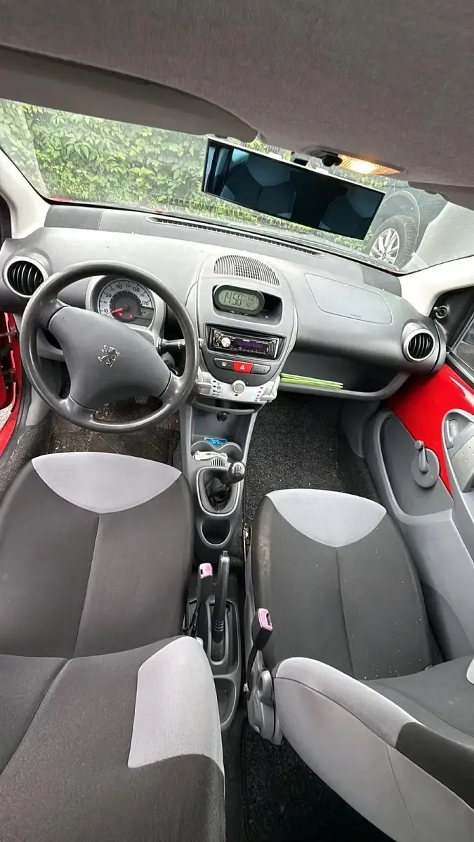 Gebraucht Peugeot 107 68 PS (50 kW) 2009 Rot Kleinwagen