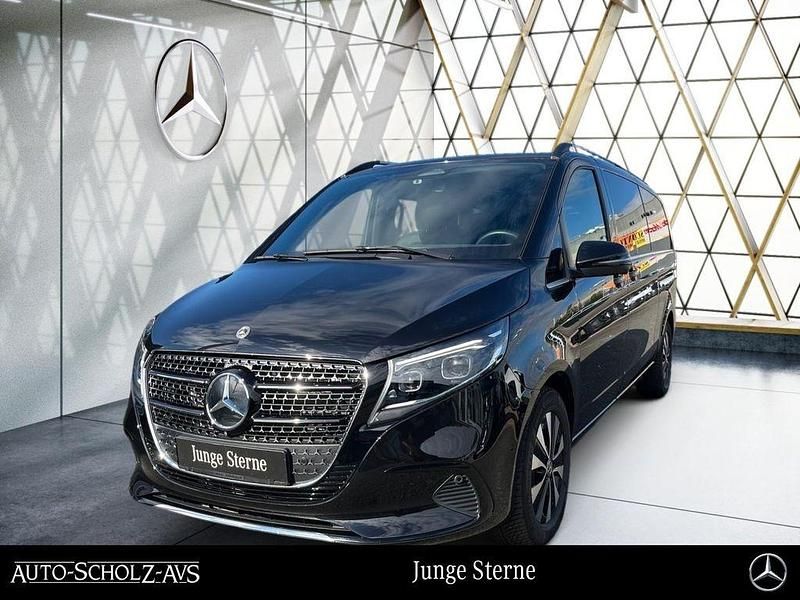Obsidianschwarz metallic Gebraucht 2024 Mercedes V300 Avantgarde Van / Kleinbus | 70.839 € (Superpreis) - Bild 1/4