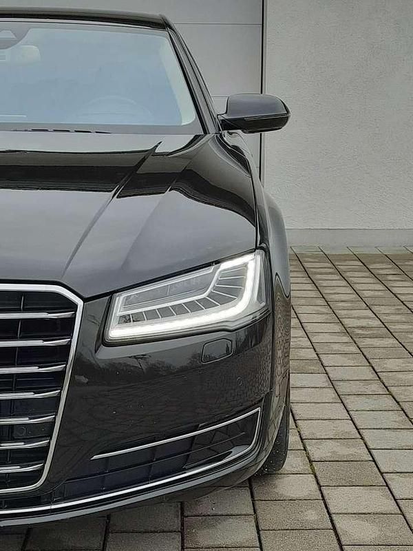 Gebraucht Audi A8 Comfort 262 PS (192 kW) 2015 Havannaschwarz Limousine