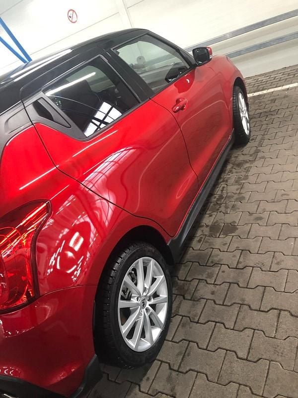 Gebraucht Suzuki Swift Sport 140 PS (102 kW) 2019 Rot Kleinwagen