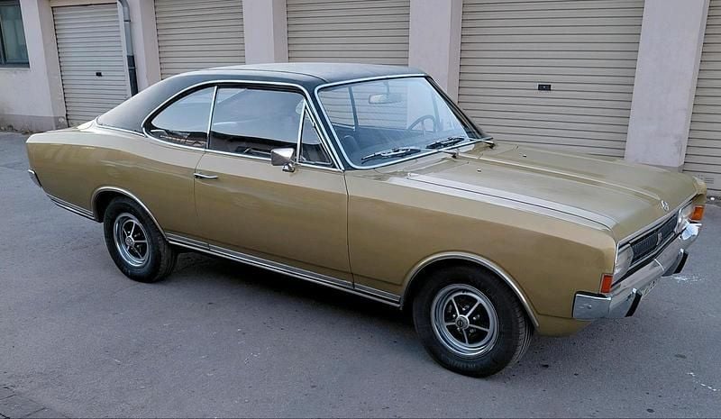 Second-hand Opel Commodore 120 CP (88 kW) 1969 Auriu Coupe