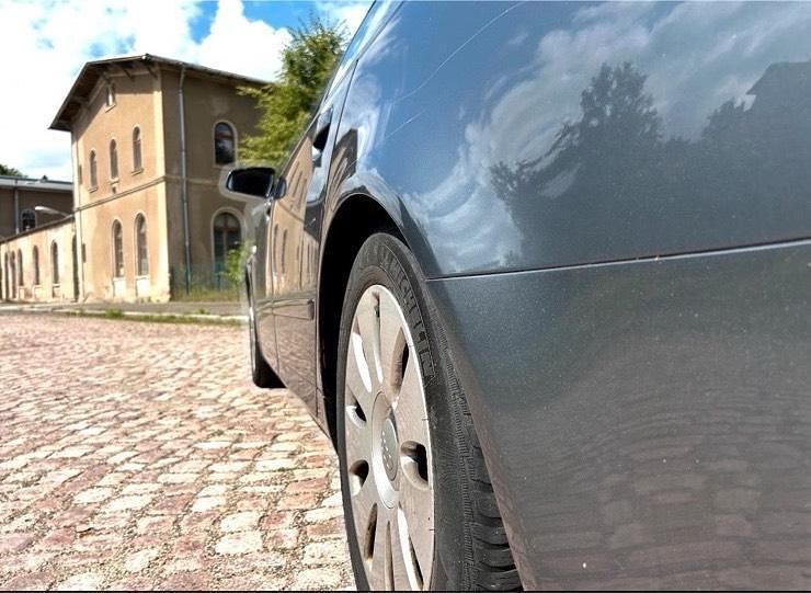 Gebraucht Audi A4 163 PS (119 kW) 2005 Grau Kombi