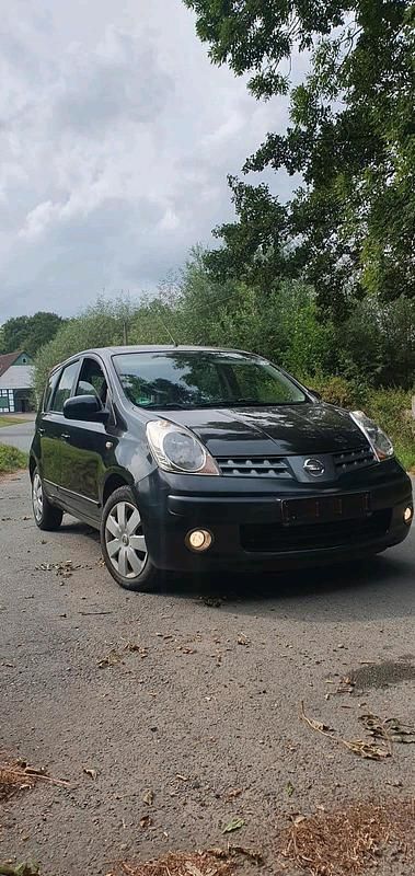 Schwarz Gebraucht 2006 Nissan Note Van / Kleinbus | 900 € (Superpreis) - Bild 1/4