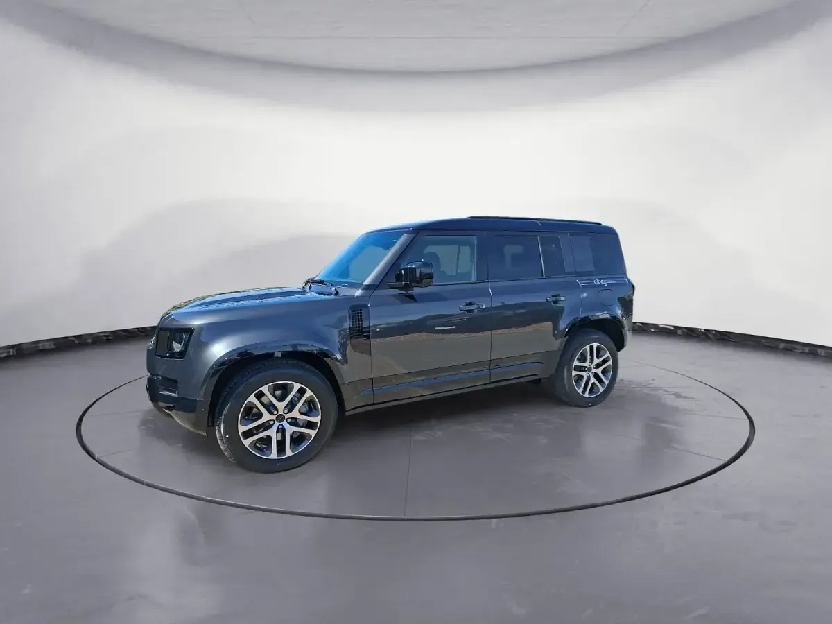Neu Land Rover Defender SE Dynamic 300 PS (220 kW) 2026 Grau SUV