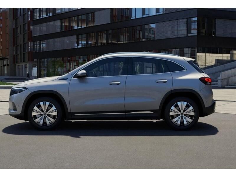 Gebraucht Mercedes EQA250 Progressive 139 kW (190 PS) 2022 Iridiumsilber metallic SUV