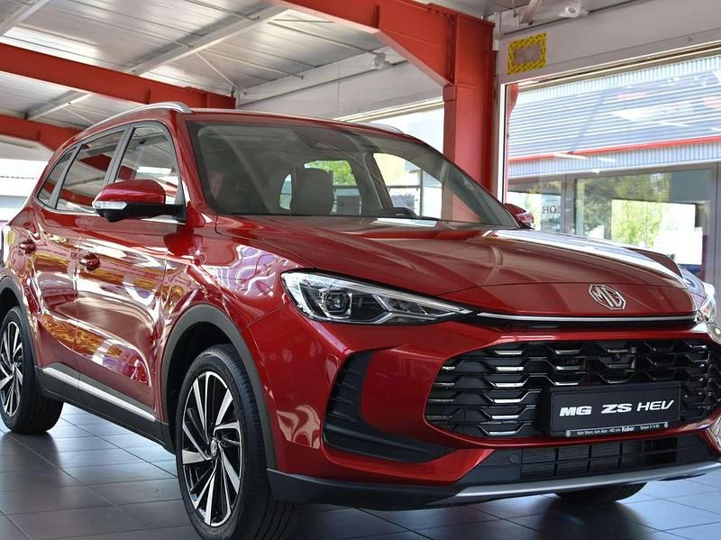 Neu MG ZS Luxury 197 PS (144 kW) 2026 Diamond red SUV