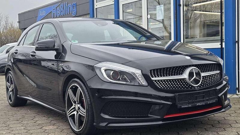 Gebraucht Mercedes A250 211 PS (155 kW) 2012 Schwarz Kleinwagen