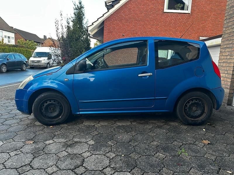 Gebraucht Citroën C2 73 PS (53 kW) 2005 Blau Kleinwagen