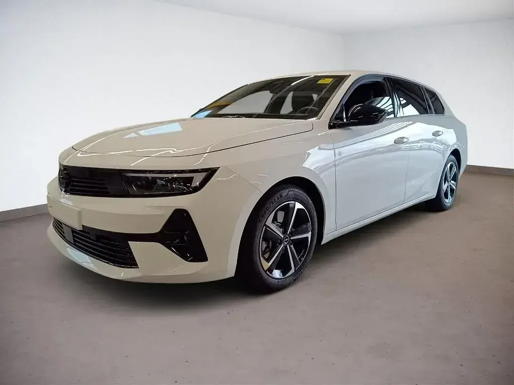Usata Opel Astra 131 CV (96 kW) 2024 Bianco Utilitaria