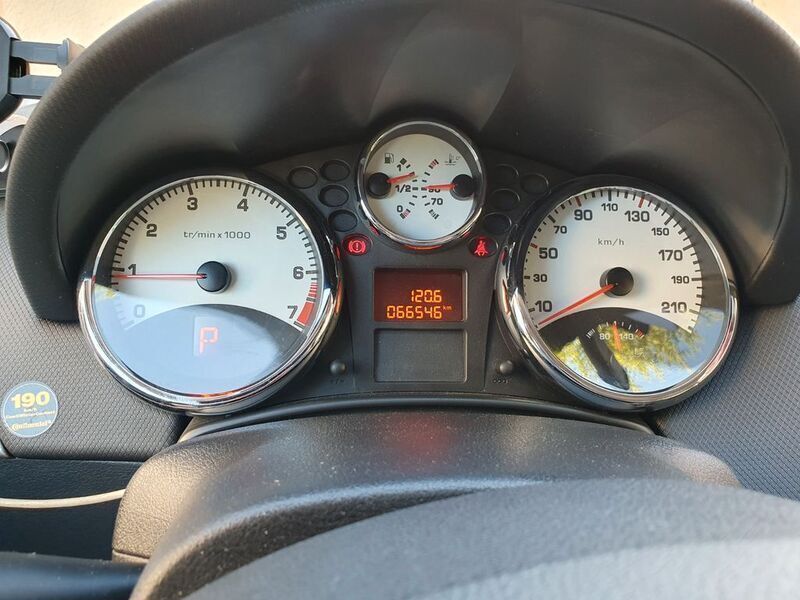Silber Gebraucht 2007 Peugeot 207 Sport Limousine | 3.500 € (Guter Preis) - Bild 1/4