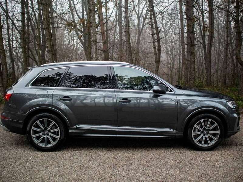 Grau Gebraucht 2021 Audi Q7 S-Line SUV | 54.000 € (Fairer Preis) - Bild 1/4
