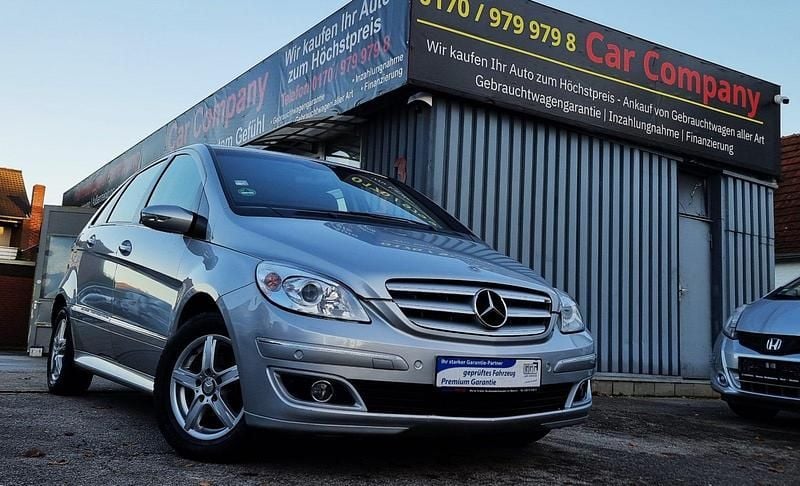 Silber Gebraucht 2006 Mercedes B170 Sport Van / Kleinbus | 7.990 € (Teuer) - Bild 1/4