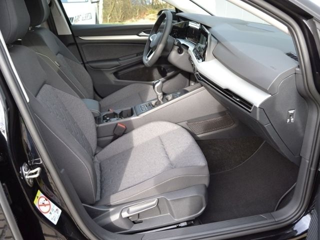 Gebraucht VW Golf VIII Move 131 PS (96 kW) 2024 Schwarz Limousine