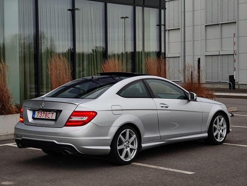 Silber Gebraucht 2012 Mercedes C350 Coupé | 10.900 € (Superpreis) - Bild 1/4