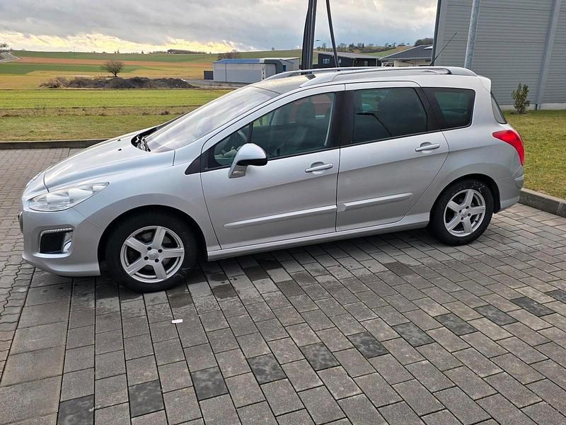 Gebraucht Peugeot 308 SW 150 PS (110 kW) 2012 Silber Kombi