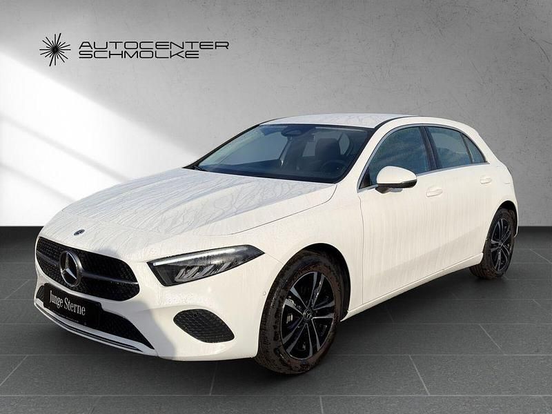 Gebraucht Mercedes A250 Advanced 218 PS (160 kW) 2024 Unilack polarweiß Limousine