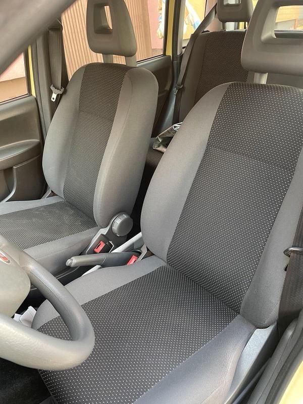 Gebraucht Fiat Panda 54 PS (39 kW) 2010 Gelb Kleinwagen