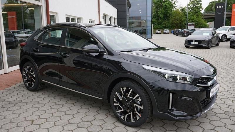 Gebraucht Kia XCeed Spirit 140 PS (102 kW) 2025 Schwarz SUV