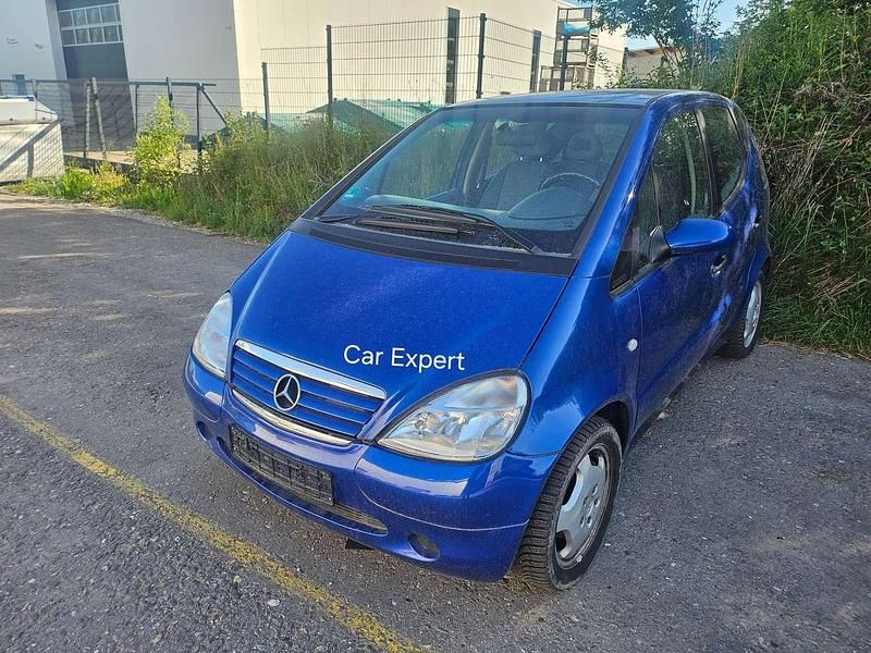 Blau Gebraucht 1999 Mercedes A160 Elegance Limousine | 499 € (Superpreis) - Bild 1/4