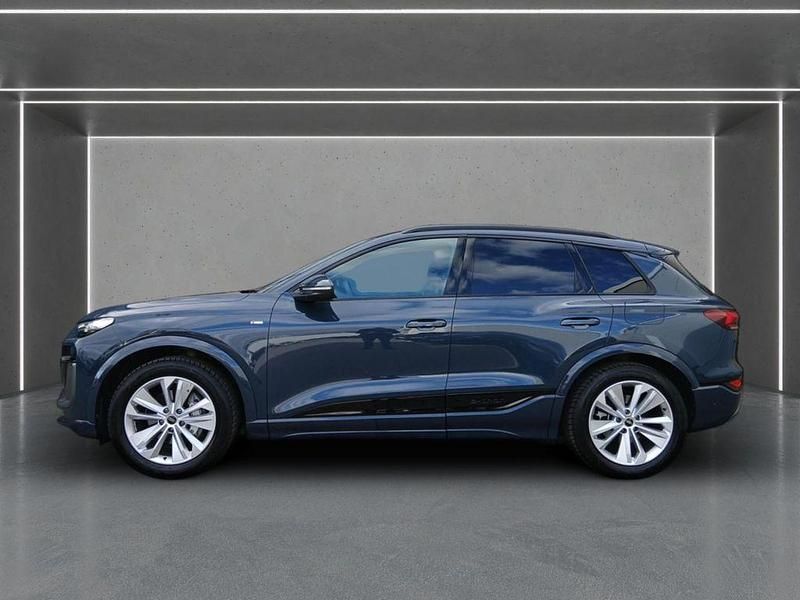 Gebraucht Audi Q6 e-tron S-Line 225 kW (306 PS) 2025 Blau SUV