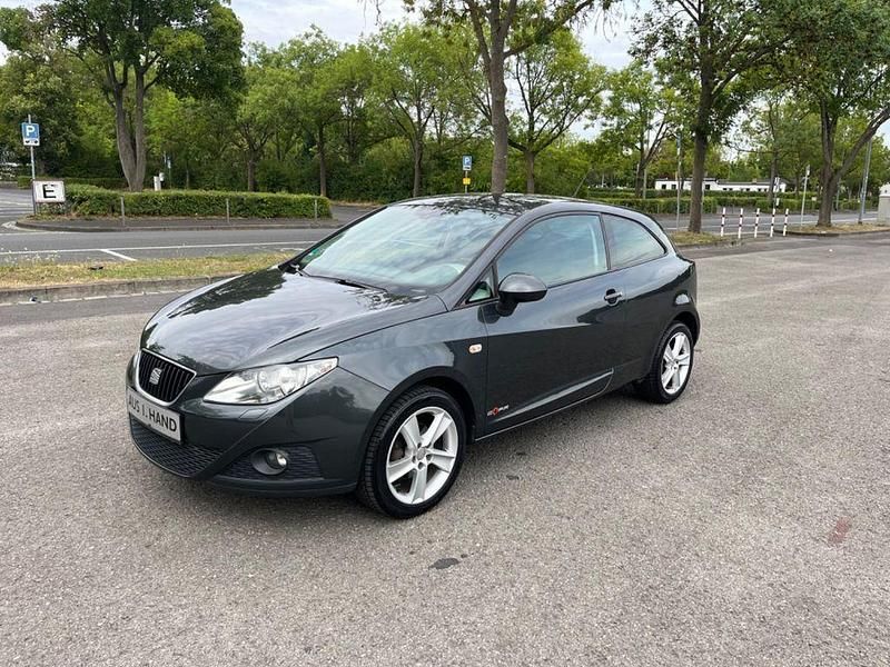 Grau Gebraucht 2012 Seat Ibiza SC Copa Kleinwagen | 5.900 € (Fairer Preis) - Bild 1/4