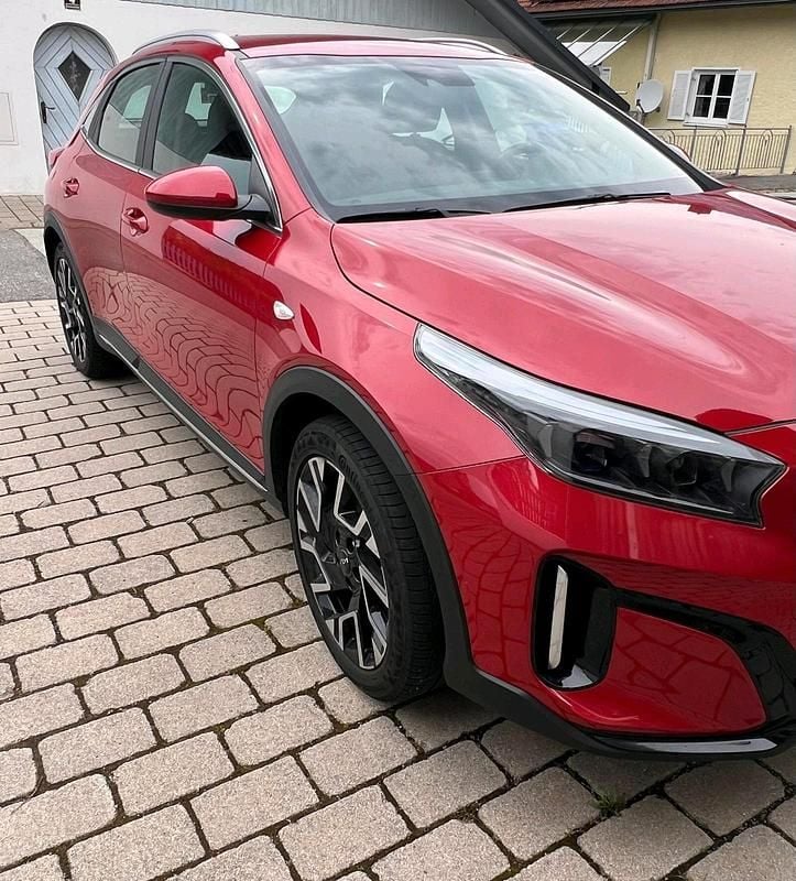 Rot Gebraucht 2022 Kia XCeed SUV | 15.900 € (Superpreis) - Bild 1/4