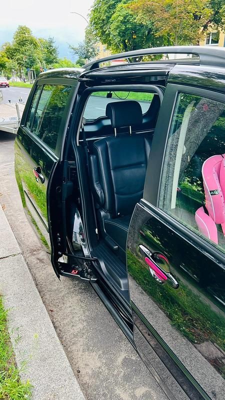 Gebraucht Mazda 5 145 PS (106 kW) 2008 Schwarz Van / Kleinbus