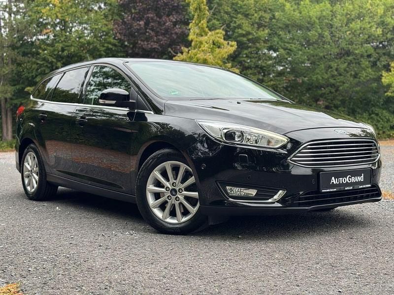 Schwarz Gebraucht 2018 Ford Focus Titanium Kombi | 8.700 € (Guter Preis) - Bild 1/4