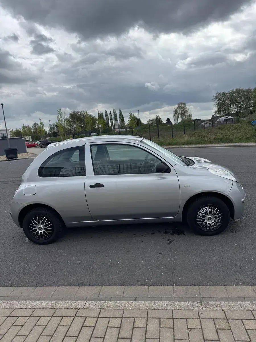 Gebraucht Nissan Micra 68 PS (50 kW) 2007 Silber Kleinwagen