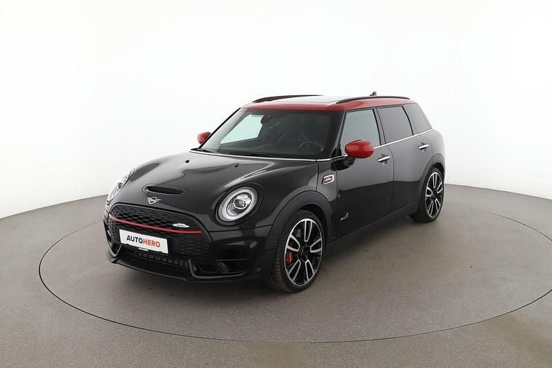 Schwarz Gebraucht 2020 Mini John Cooper Works Clubman Kombi | 28.530 € (Superpreis) - Bild 1/3