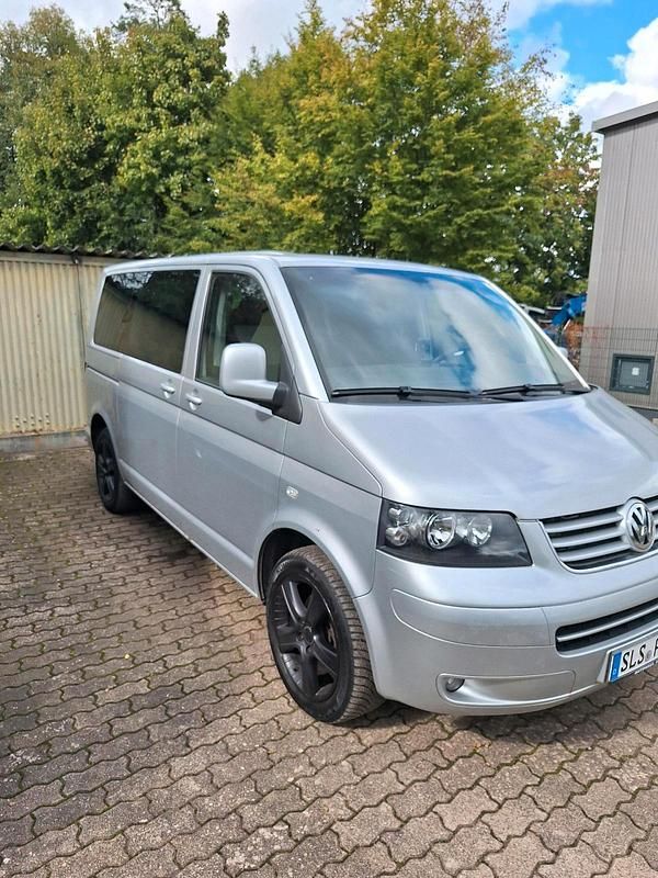 Silber Gebraucht 2006 VW T5 Van | 7.800 € (Etwas zu teuer) - Bild 1/4