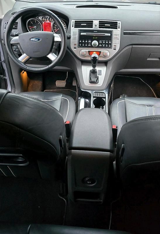 Gebraucht Ford Kuga Titanium 163 PS (119 kW) 2010 Grau SUV