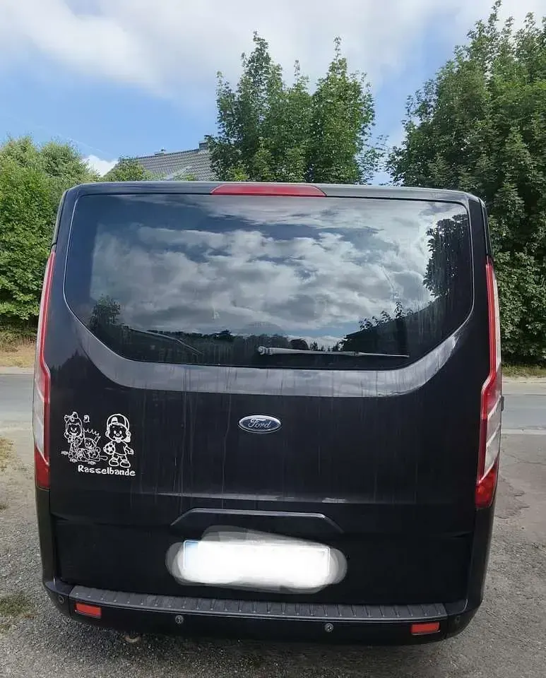 Gebraucht Ford 300 Titanium 155 PS (114 kW) 2015 Van / Kleinbus