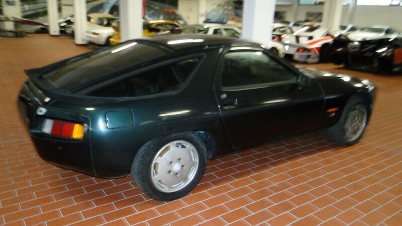 Grün metallic Gebraucht 1982 Porsche 928 Coupé | 17.900 € - Bild 1/4