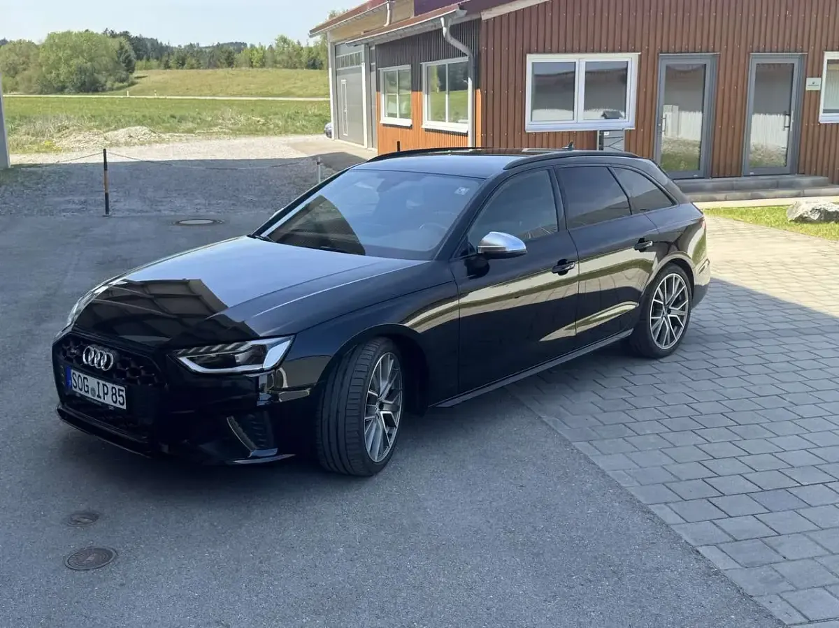 Usata Audi S4 Basis 347 CV (255 kW) 2020 Nero Station wagon